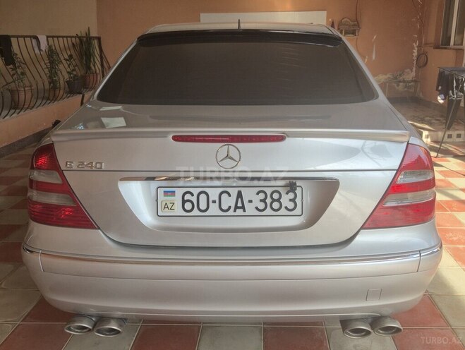 Mercedes E 240 2002, 295,000 km - 2.6 l - Ağstafa