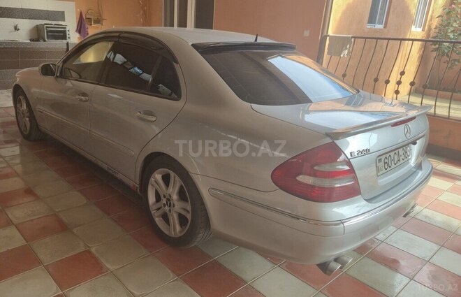 Mercedes E 240 2002, 295,000 km - 2.6 l - Ağstafa