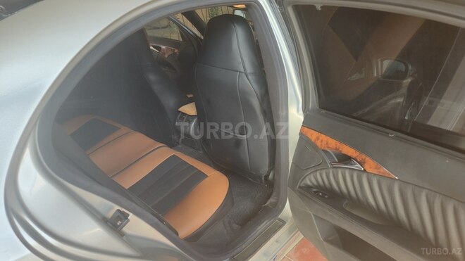 Mercedes E 240 2002, 295,000 km - 2.6 l - Ağstafa