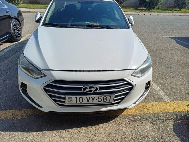 Hyundai Avante 2016, 165,000 km - 1.6 л - Bakı