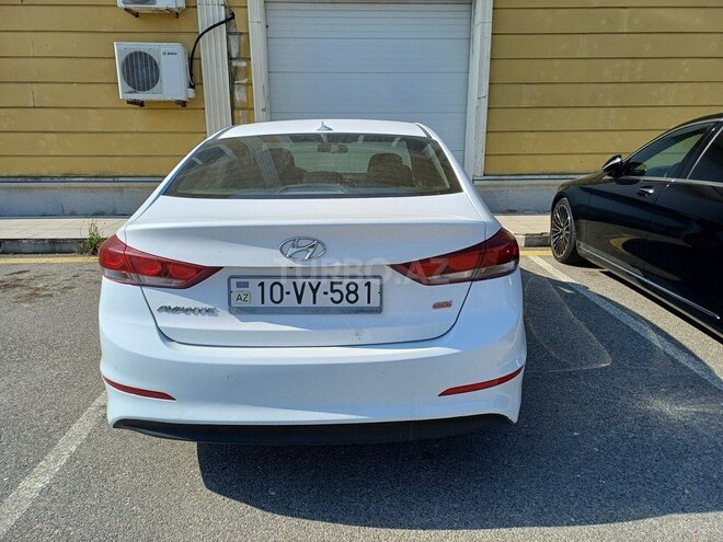 Hyundai Avante 2016, 165,000 km - 1.6 л - Bakı