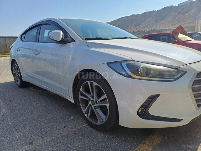 Hyundai Avante 2016, 165,000 km - 1.6 л - Bakı