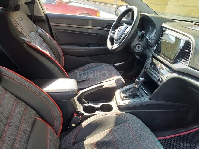 Hyundai Avante 2016, 165,000 km - 1.6 л - Bakı