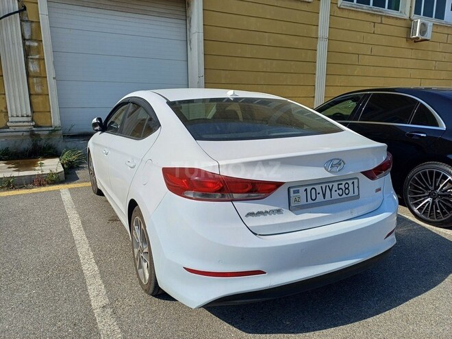 Hyundai Avante 2016, 165,000 km - 1.6 л - Bakı