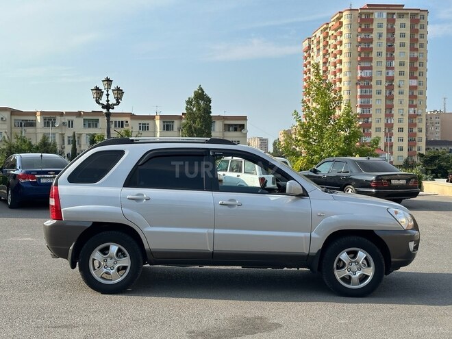 Kia Sportage 2009, 210,000 km - 2.0 l - Bakı