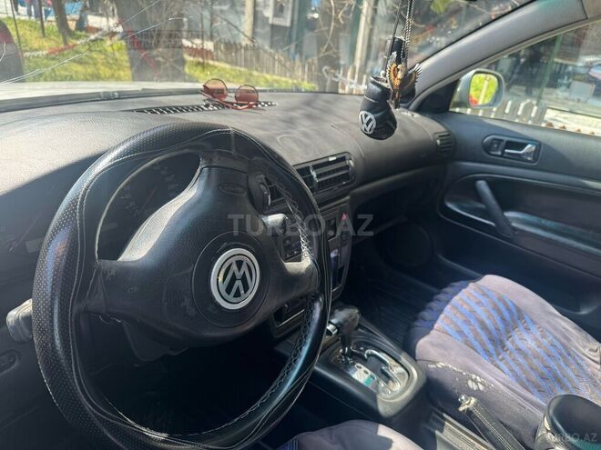 Volkswagen Passat 1999, 250,000 km - 2.8 l - Bakı
