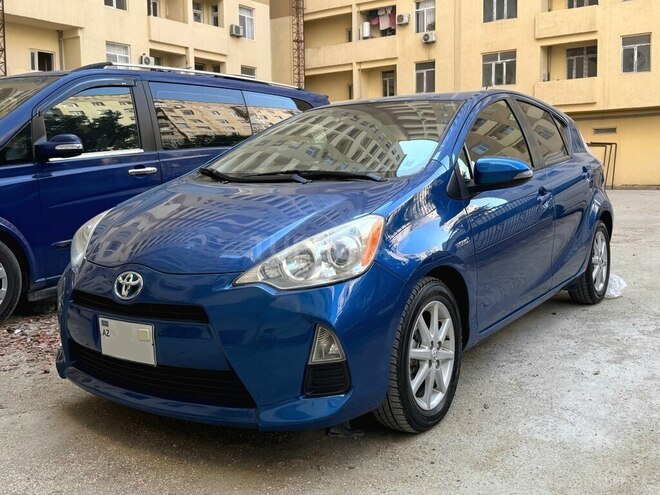 Toyota Prius C 2013, 132,449 km - 1.5 l - Sumqayıt