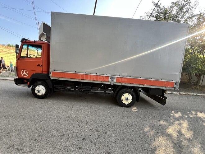 Mercedes Atego 814 1997, 245,000 km - 4.3 l - Gəncə