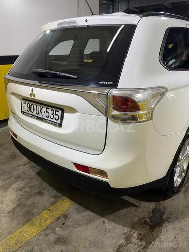 Mitsubishi Outlander 2014, 220,000 km - 3.0 l - Bakı