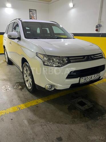 Mitsubishi Outlander 2014, 220,000 km - 3.0 l - Bakı
