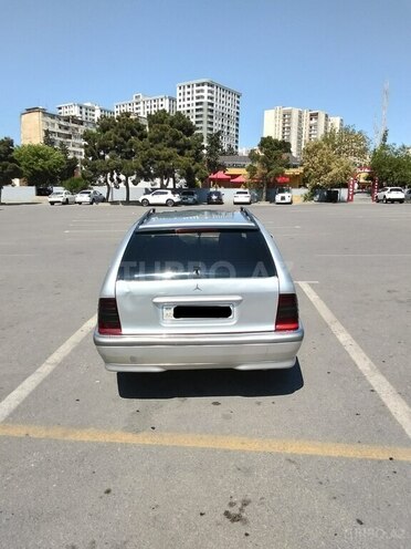 Mercedes C 220 d 1999, 880,947 km - 2.2 l - Bakı