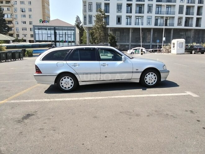 Mercedes C 220 d 1999, 880,947 km - 2.2 l - Bakı