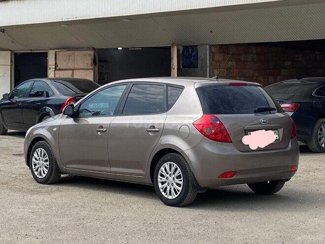 Kia Ceed 2009, 249,000 km - 1.4 л - Gəncə