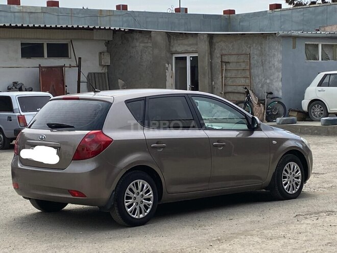 Kia Ceed 2009, 249,000 km - 1.4 л - Gəncə