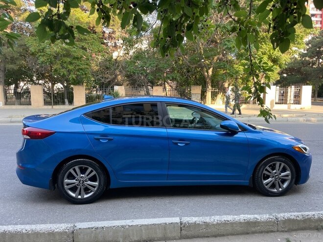 Hyundai Elantra 2017, 175,418 km - 2.0 l - Bakı