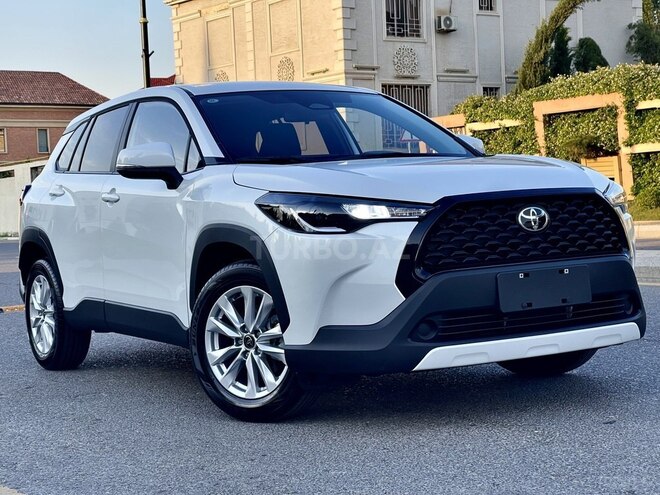 Toyota Corolla Cross 2024, 3,585 km - 2.0 л - Bakı