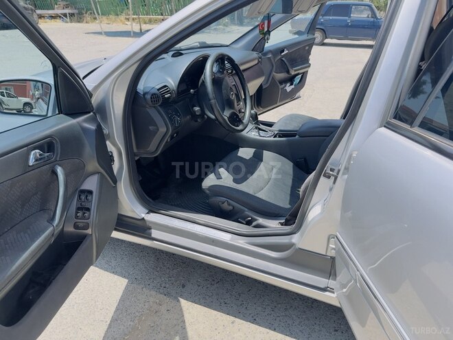 Mercedes C 200-7
