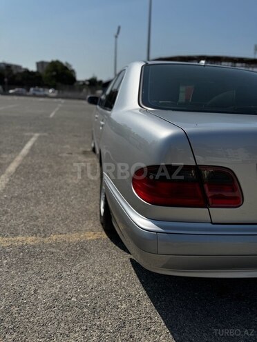 Mercedes E 220 d 2001, 462,000 km - 2.2 l - Bakı
