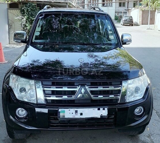 Mitsubishi Pajero 2013, 196,000 km - 3.0 l - Bakı