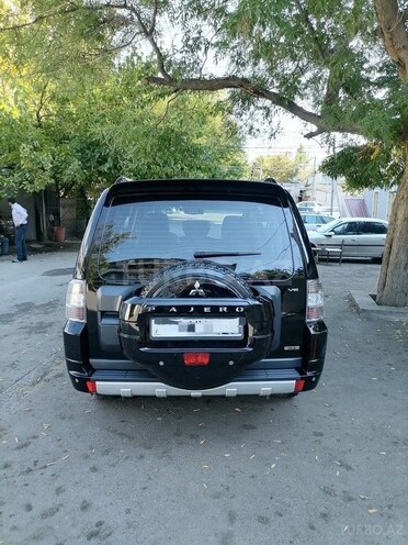 Mitsubishi Pajero 2013, 196,000 km - 3.0 l - Bakı