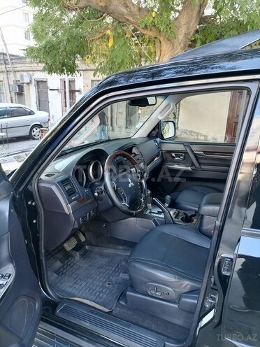 Mitsubishi Pajero 2013, 196,000 km - 3.0 l - Bakı