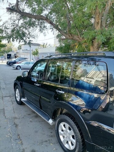 Mitsubishi Pajero 2013, 196,000 km - 3.0 l - Bakı