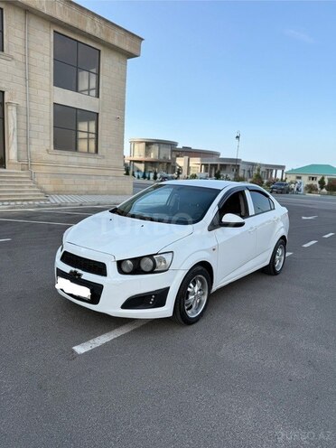 Chevrolet Aveo-1