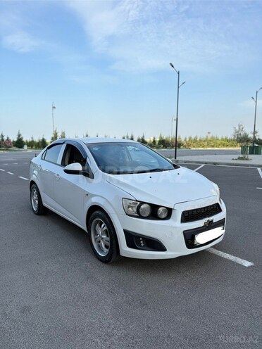 Chevrolet Aveo-11