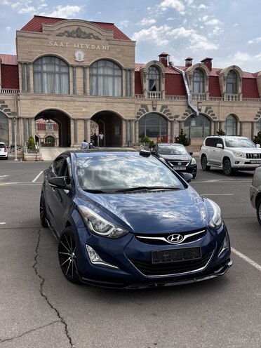 Hyundai Elantra 2015, 250,000 km - 1.8 l - Naxçıvan