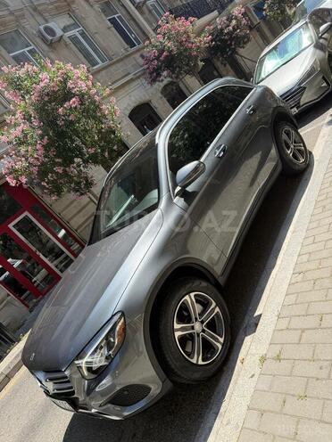 Mercedes GLC 300 4MATIC 2018, 118,000 km - 2.0 l - Bakı