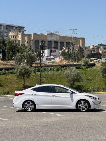 Hyundai Avante 2014, 210,000 km - 1.6 л - Bakı