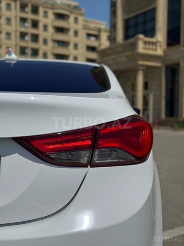 Hyundai Avante 2014, 210,000 km - 1.6 л - Bakı