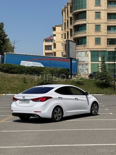 Hyundai Avante 2014, 210,000 km - 1.6 л - Bakı