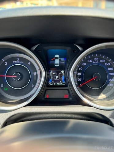 Hyundai Avante 2014, 210,000 km - 1.6 л - Bakı