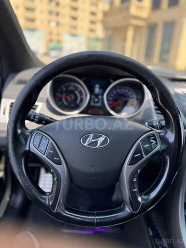 Hyundai Avante 2014, 210,000 km - 1.6 л - Bakı