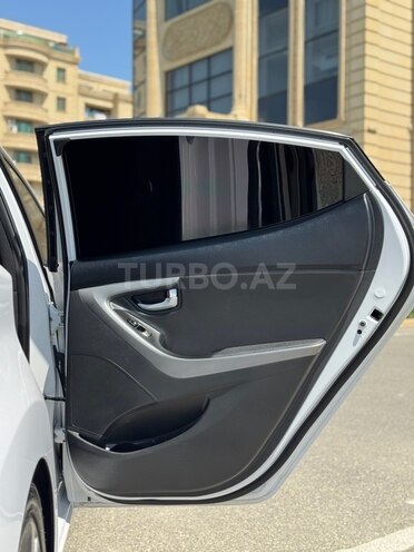 Hyundai Avante 2014, 210,000 km - 1.6 л - Bakı
