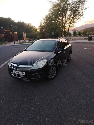 Opel Astra 2008, 330,000 km - 1.6 л - Zaqatala