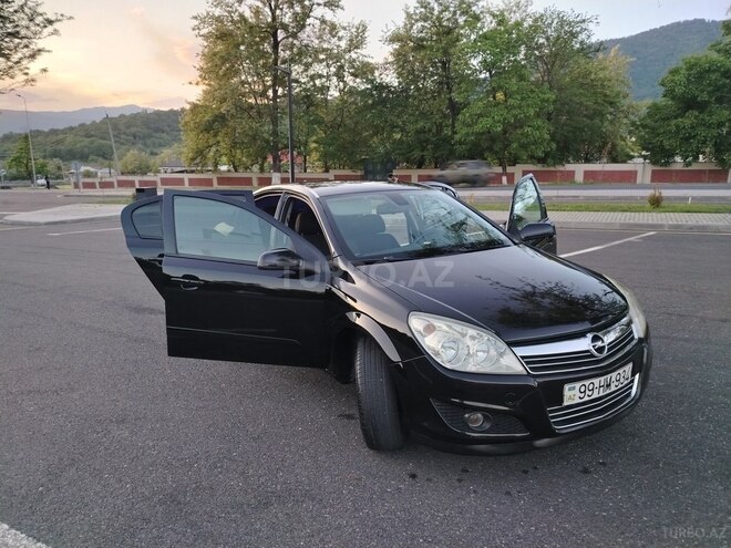 Opel Astra 2008, 330,000 km - 1.6 л - Zaqatala