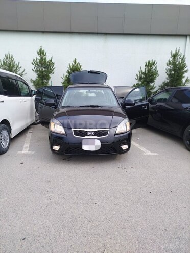 Kia Rio 2010, 231,000 km - 1.4 l - Sumqayıt