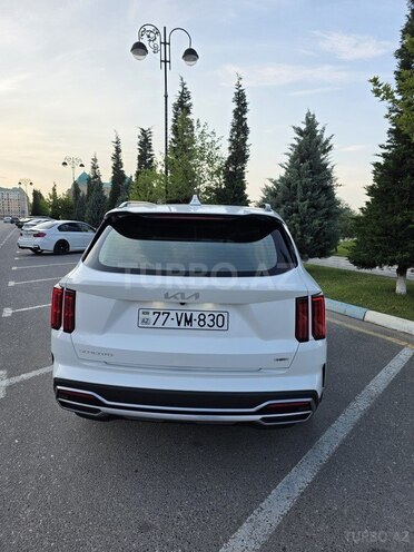Kia Sorento-11