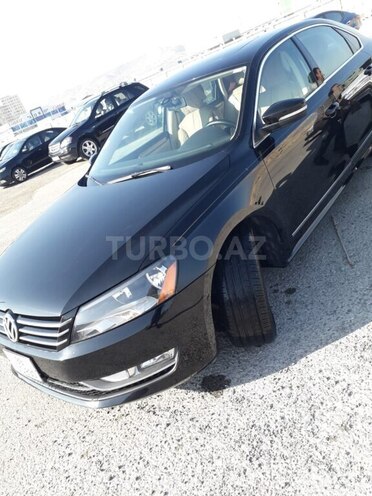 Volkswagen Passat 2014, 195,000 km - 1.8 l - Bakı