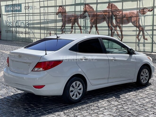Hyundai Accent 2017, 121,700 km - 1.6 l - Bakı
