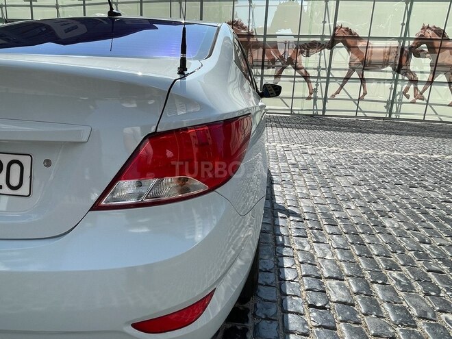 Hyundai Accent 2017, 121,700 km - 1.6 l - Bakı