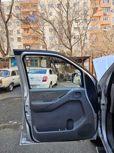 Nissan Navara 2008, 363,000 km - 2.5 л - Bakı
