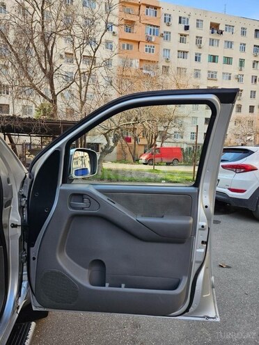 Nissan Navara 2008, 363,000 km - 2.5 л - Bakı