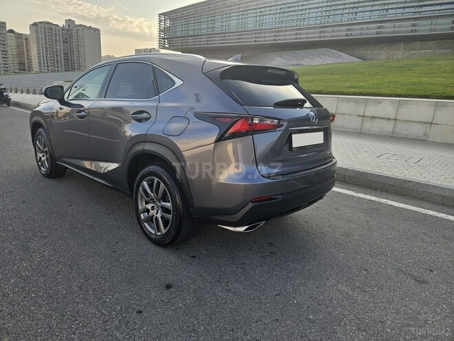 Lexus NX 200t-4