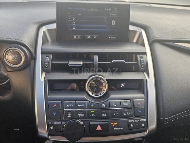 Lexus NX 200t-8