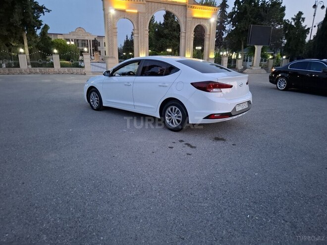 Hyundai Avante 2019, 174,311 km - 1.6 l - Zərdab