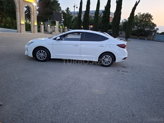 Hyundai Avante 2019, 174,311 km - 1.6 l - Zərdab