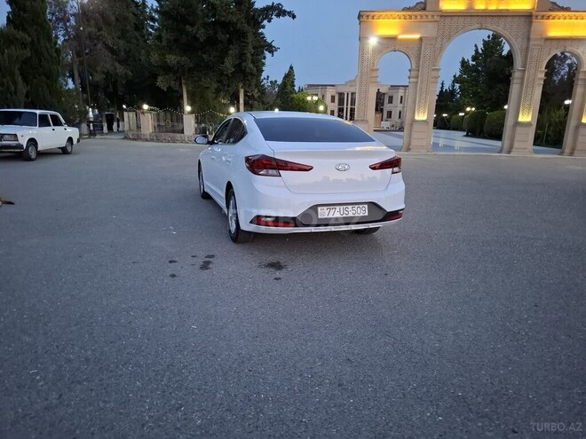 Hyundai Avante 2019, 174,311 km - 1.6 l - Zərdab